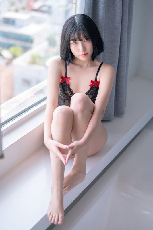 Sonson 손손 – Black Rose-六月图吧