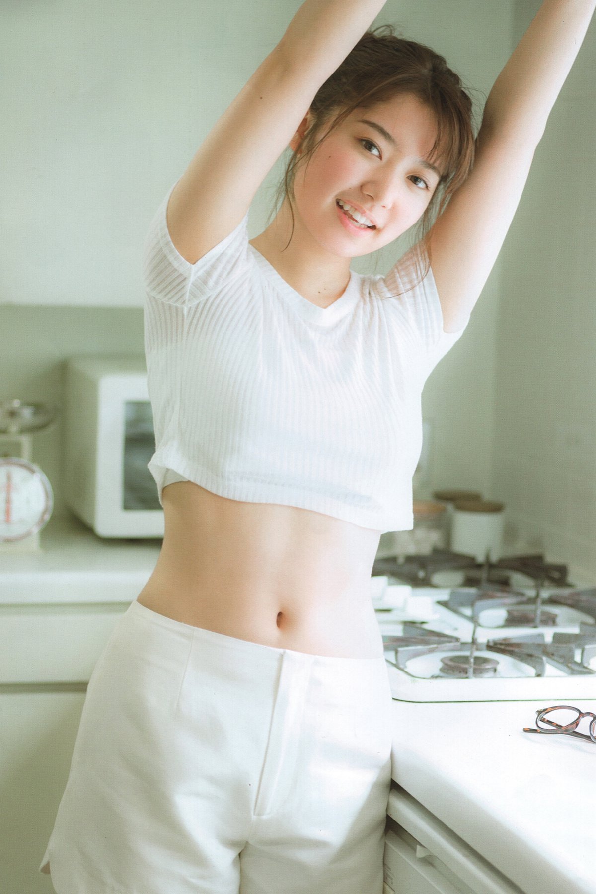 Photobook Keyakizaka46 Photobook – 21nin no Mikansei 欅坂46 ファースト写真集 21人の未完成 B-六月图吧