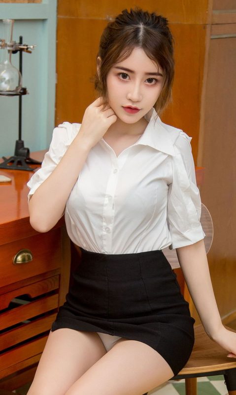 Ugirls App Vol.1579 Xie Zhi Xin-六月图吧