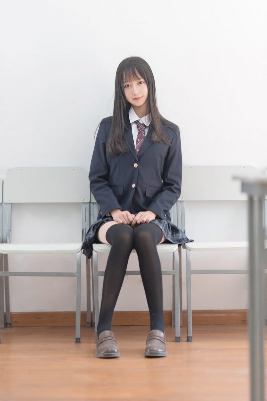 Coser@木绵绵OwO Vol.018 JK黑丝-六月图吧