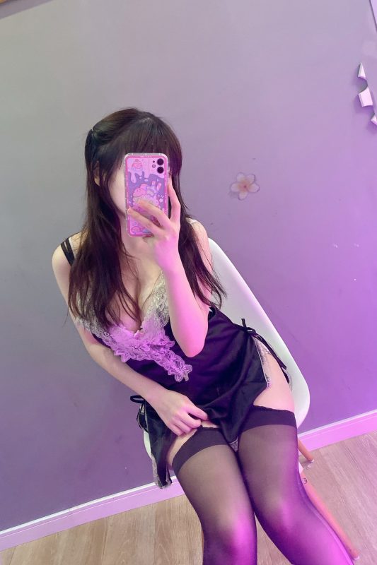 Coser@usejan Vol.008 黑丝睡衣-六月图吧