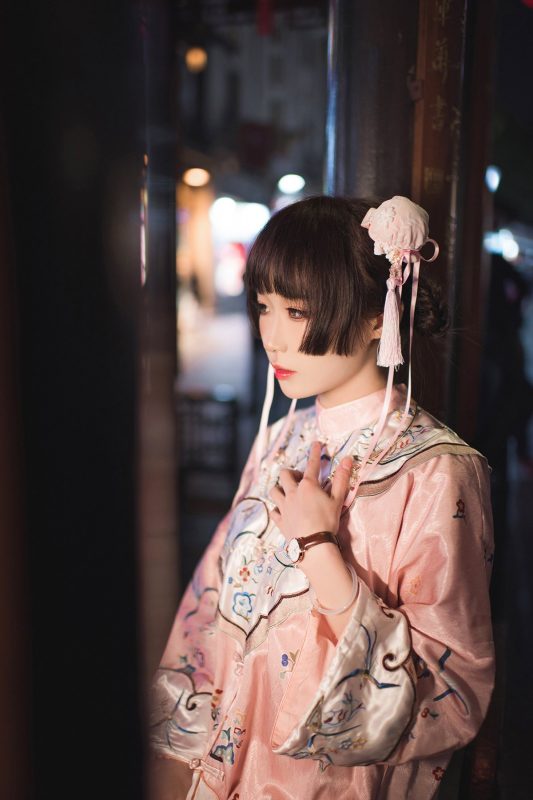 Coser@阿包也是兔娘 Vol.007 国潮少女-六月图吧