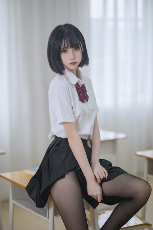 Coser@许岚LAN Vol.001 教室jk黑丝-六月图吧