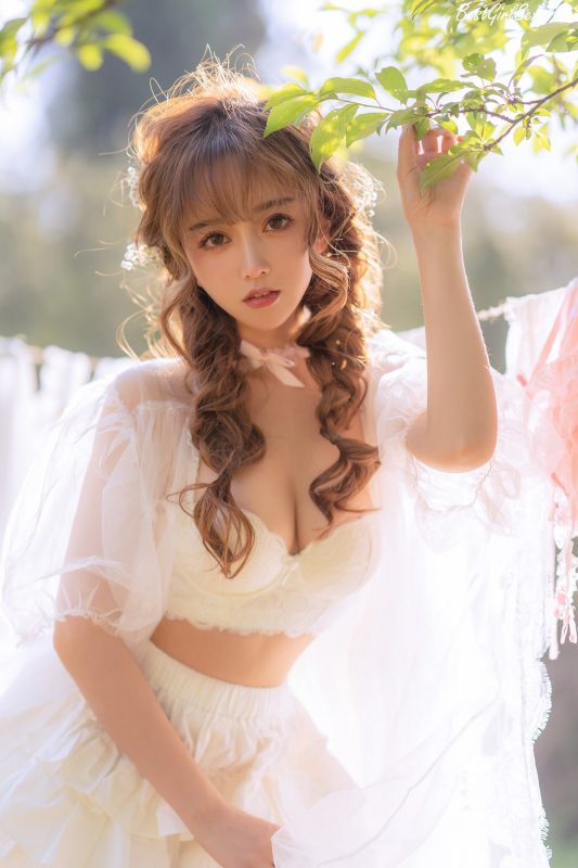 Coser@过期米线线喵 Vol.116 夏日限定 晒衣服-六月图吧