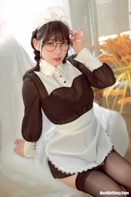 Coser@周叽是可爱兔兔 Vol.036 眼镜女仆-六月图吧
