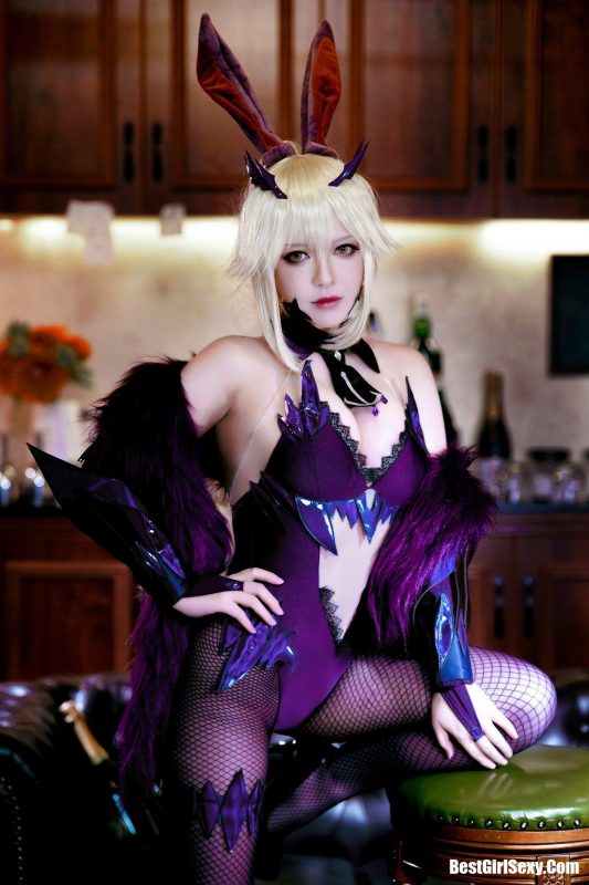 Coser@半半子 LancerAlter Bunny-六月图吧