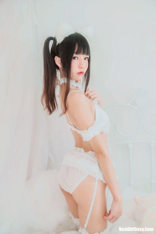 Coser@桜桃喵 Vol.008 纯白-白猫-六月图吧