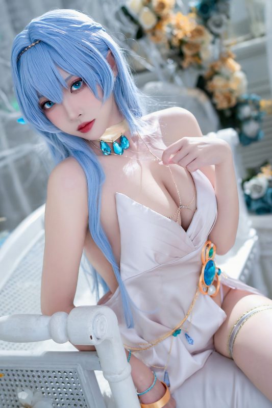 Coser@宮本桜 – Nikke胜利女神 海伦娜礼服-六月图吧