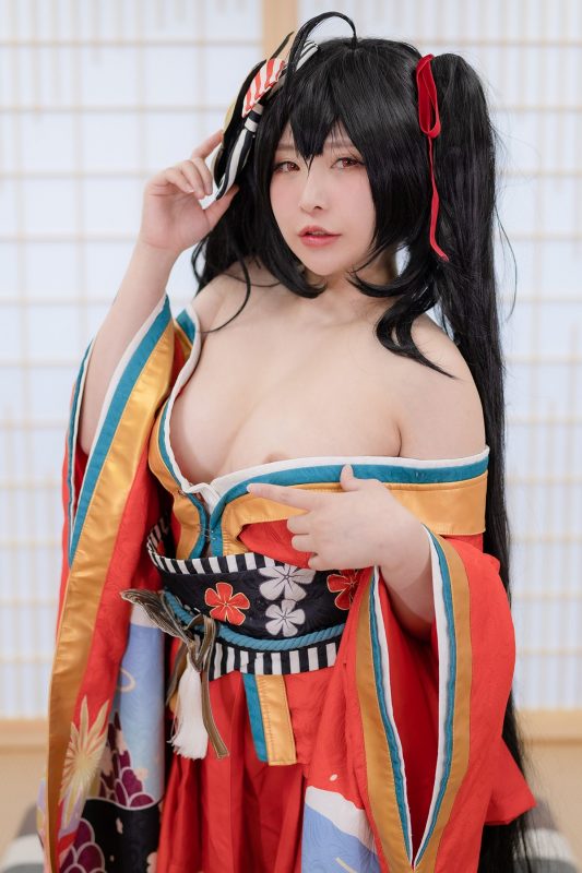 Yuna 유나 – Vol.8 AzurLane IJN Taihou-六月图吧