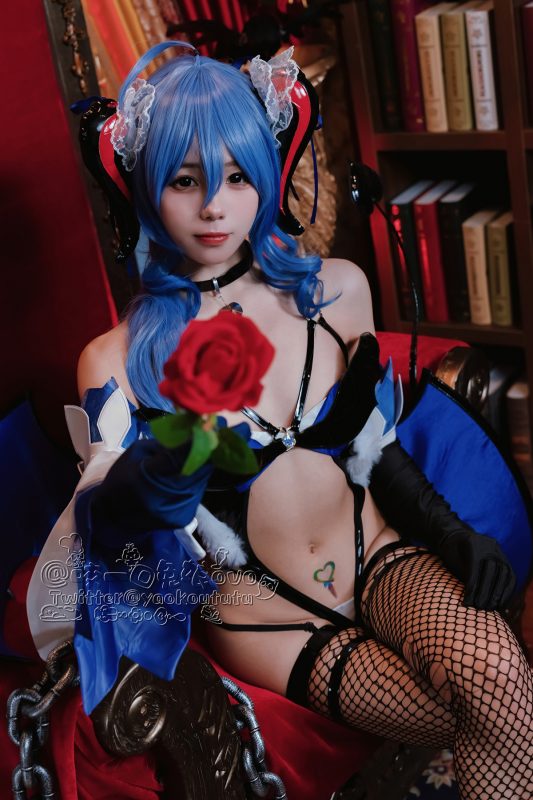 Coser@黏黏团子兔 – 甘雨魅魔-六月图吧
