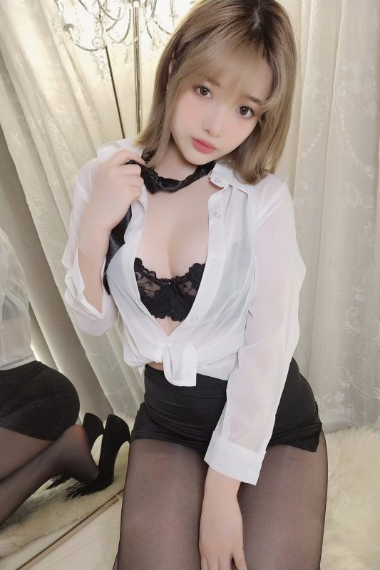 Coser@雯妹不讲道理 Vol.062 520特辑豪华版 白衬衫-六月图吧