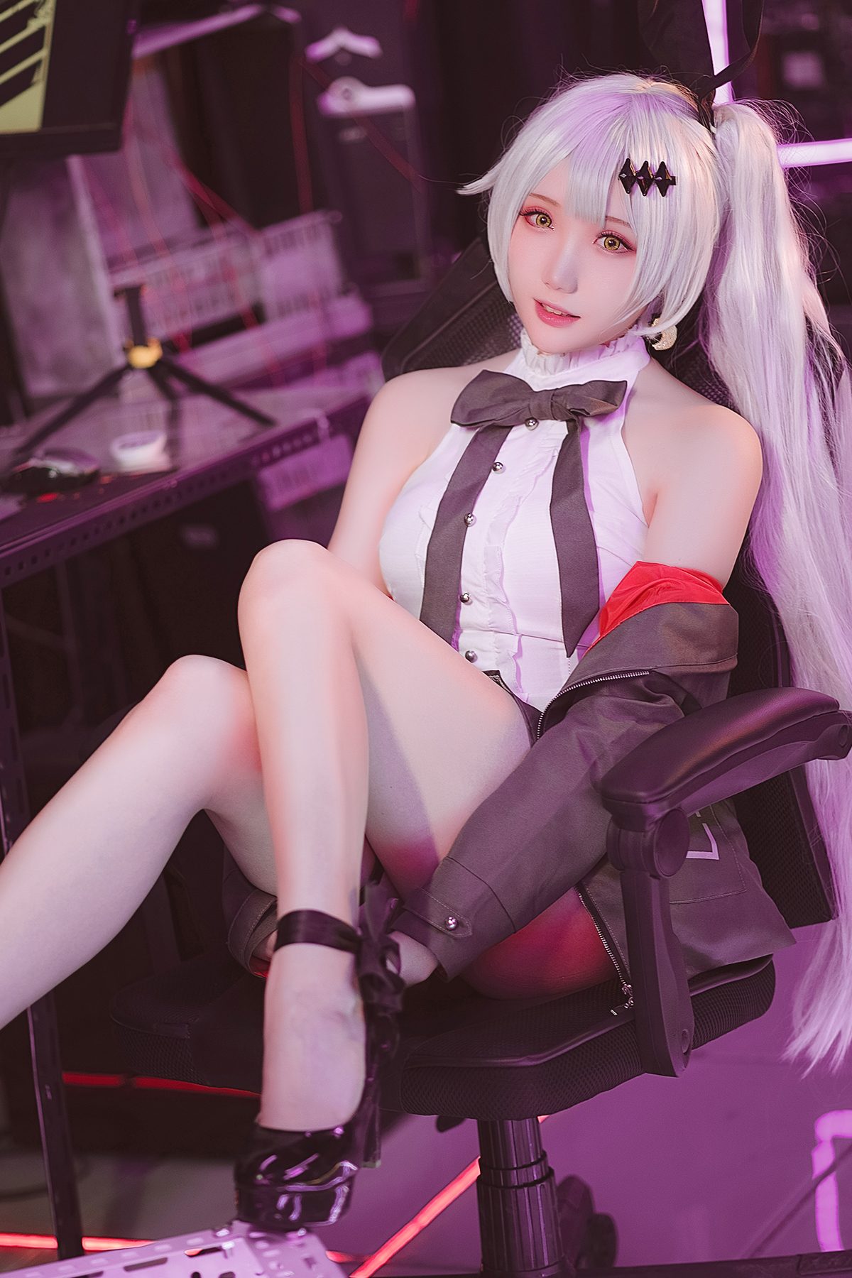 Coser@瓜希酱 – 少女前线 FN-57 Five-seveN-六月图吧