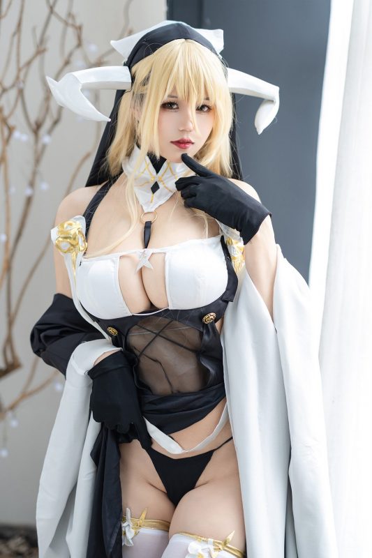 Coser@小仓千代w – 碧蓝航线 怨仇-六月图吧