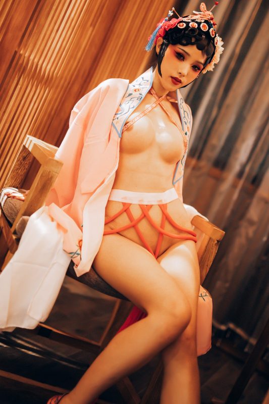 Coser@钛合金TiTi – 潘金莲-六月图吧