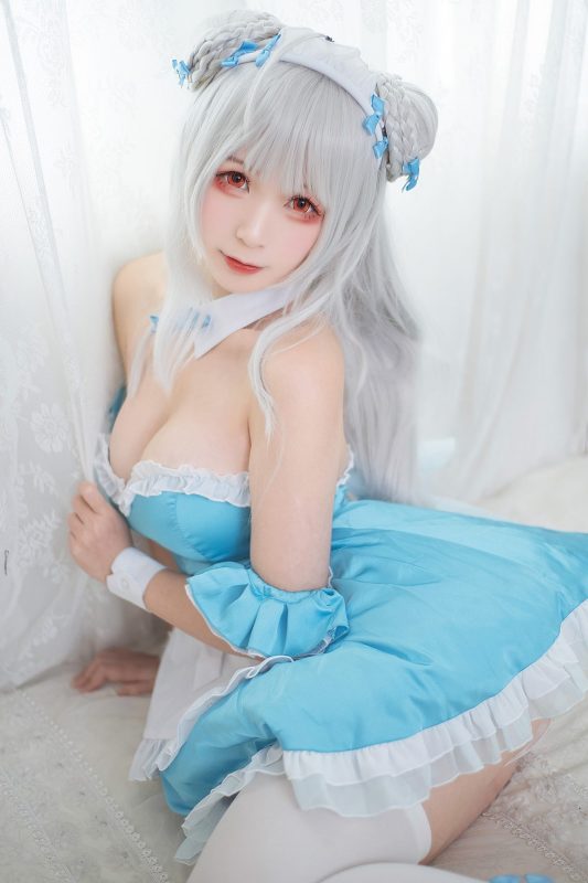 Coser@樱落酱w – 小天鹅女仆-六月图吧