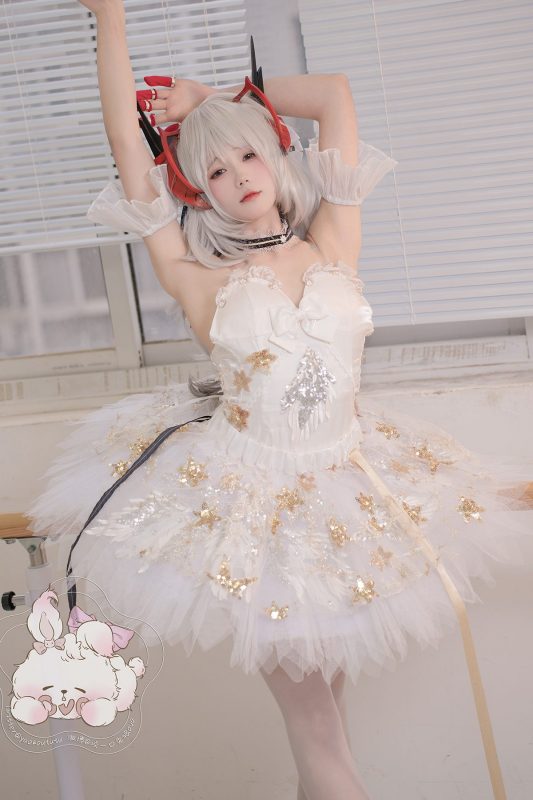 Coser@黏黏团子兔 W天鹅之舞-六月图吧