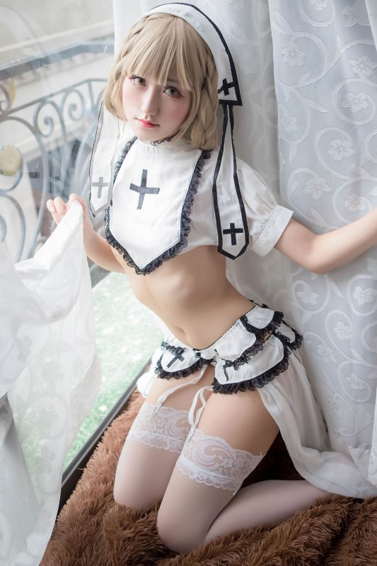Coser@KuukoW Vol.012 White Angel-六月图吧