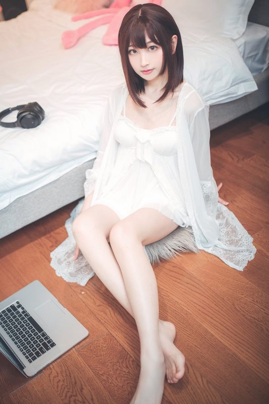 Coser@兔玩映画 Vol.031 居家女友-六月图吧