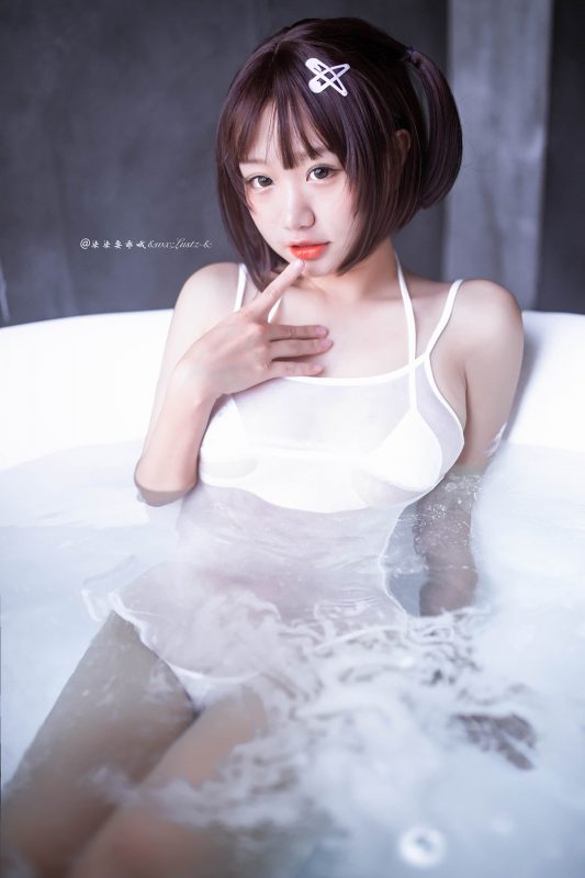 Coser@柒柒要乖哦 – 死库水Spa-六月图吧