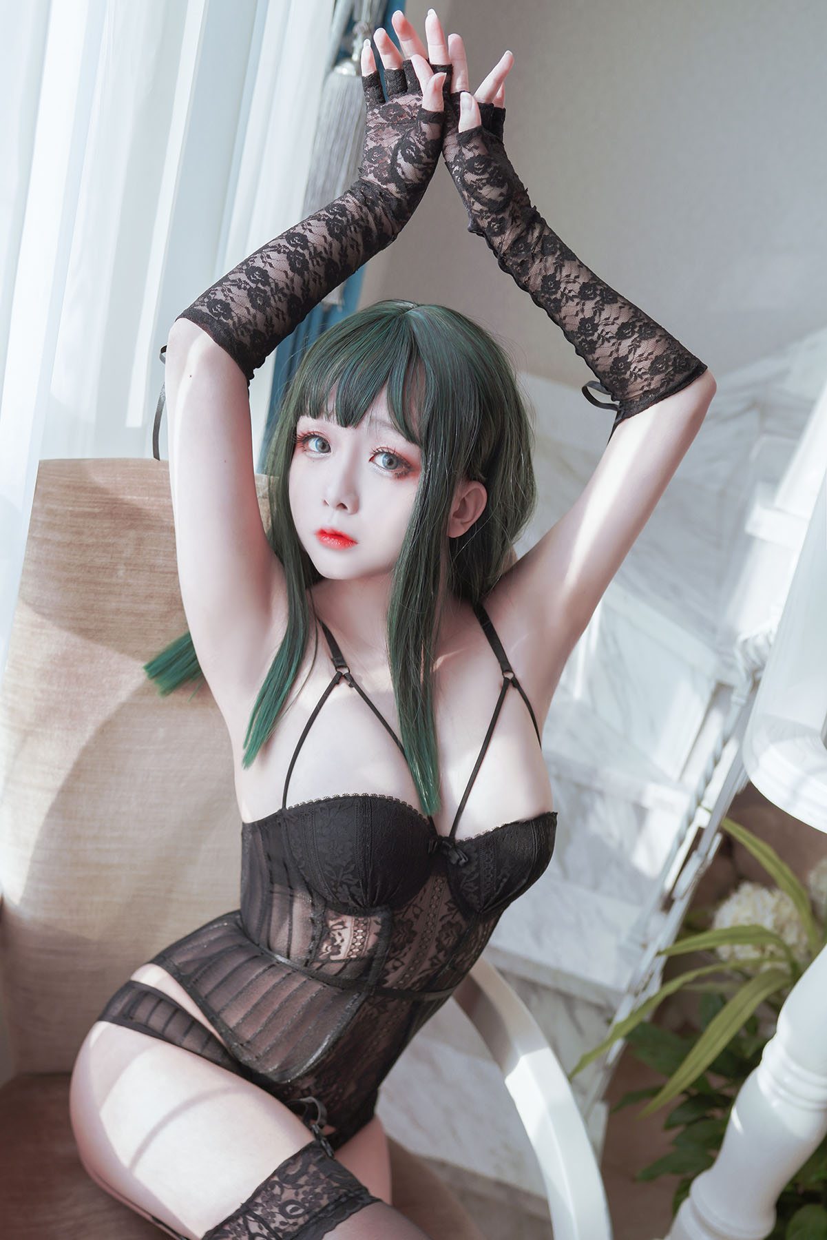 Coser@日奈娇 Vol.022 情趣黑丝-六月图吧