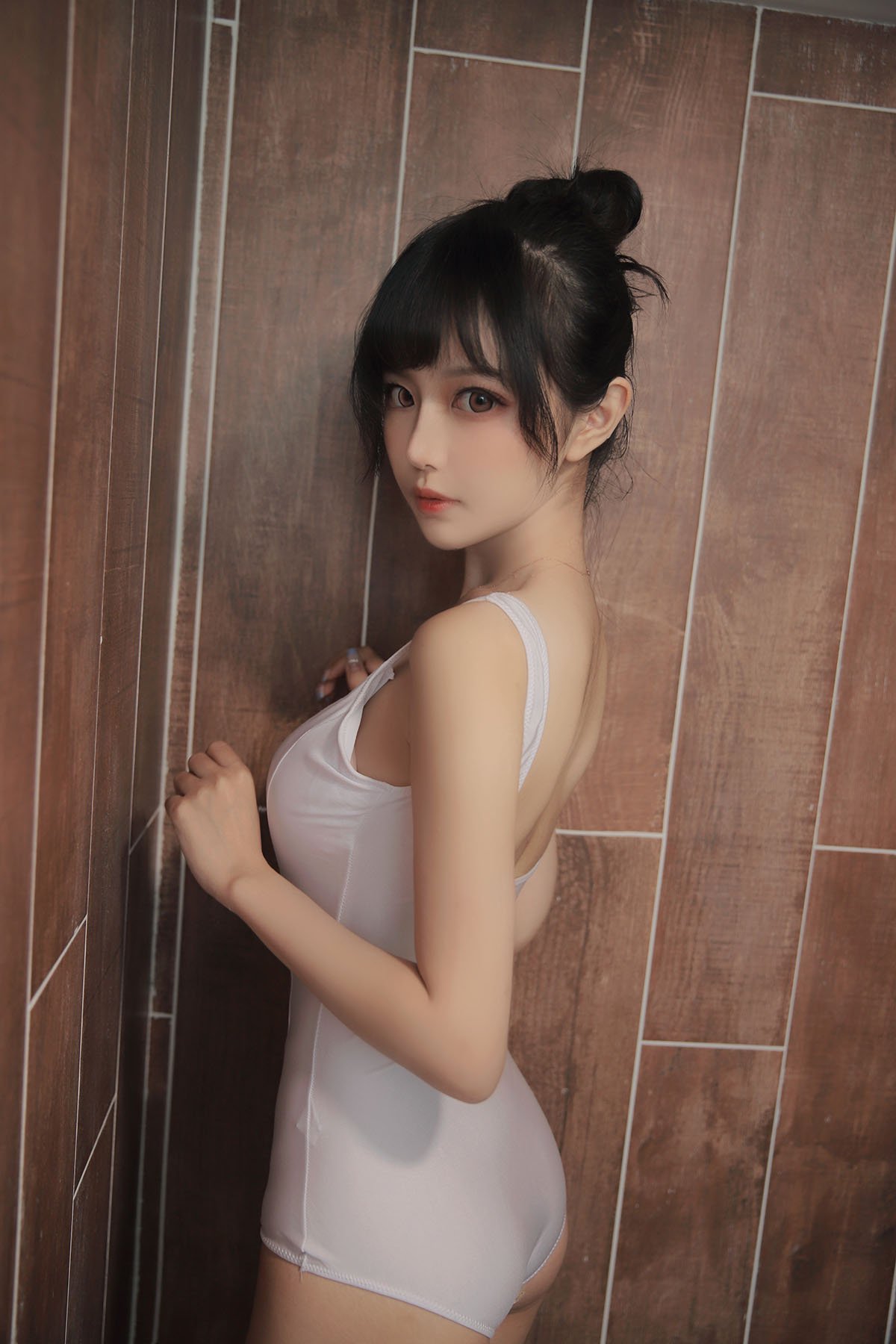 Coser@Shika小鹿鹿 Vol.080 半透浴室-六月图吧