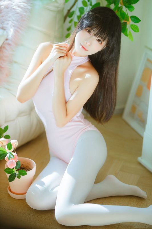 Coser@三無人型 – 白丝桃子-六月图吧