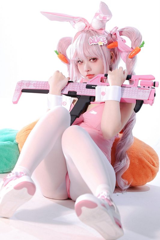 Coser@G44不会受伤 – 爱丽丝兔女郎-六月图吧