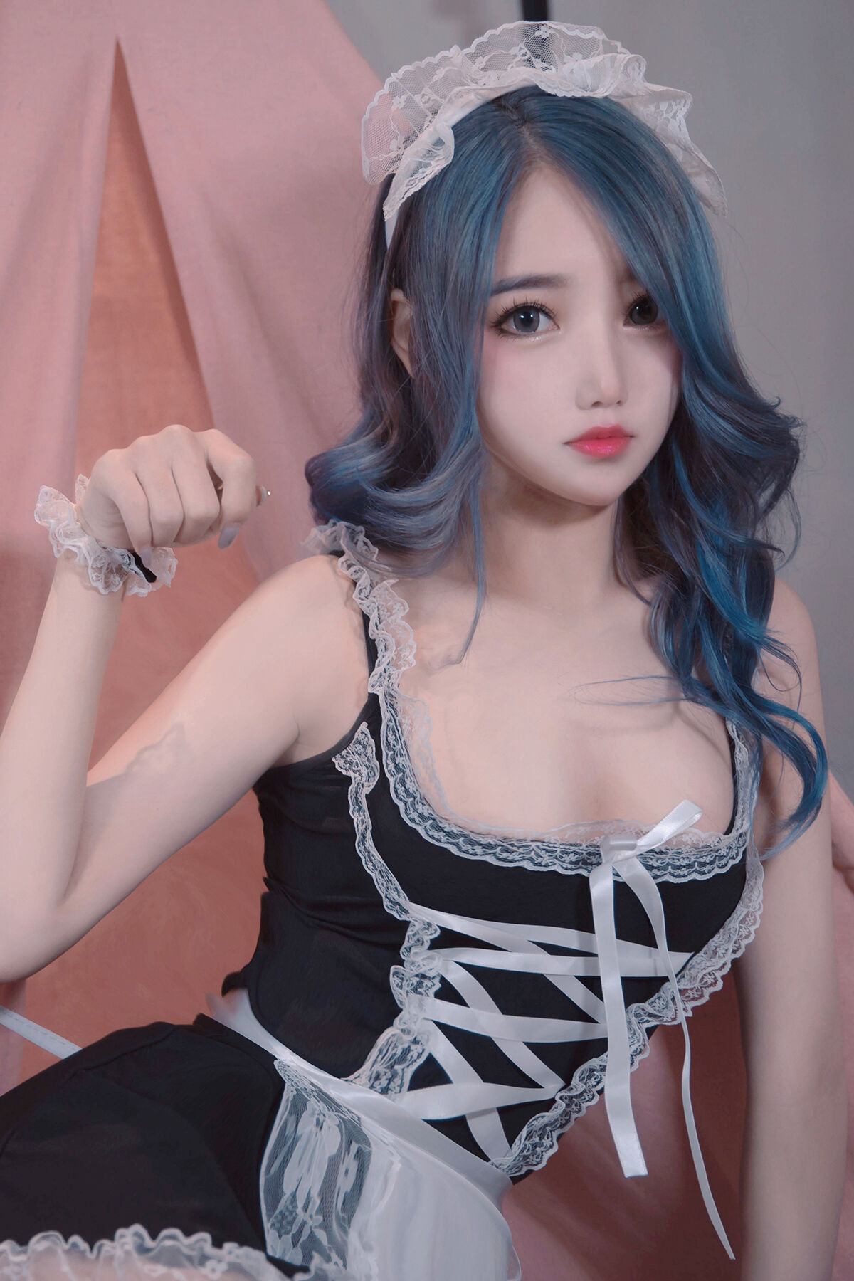 Coser@eloise软软 – 女仆兔尾巴-六月图吧