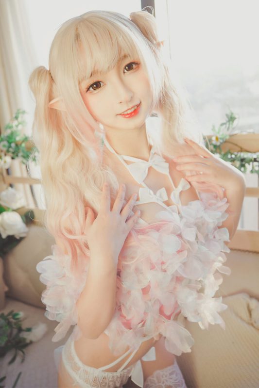 Coser@神楽坂真冬 Vol.082 绝对企画-黑白丝 柔らかい永遠 Part1-六月图吧
