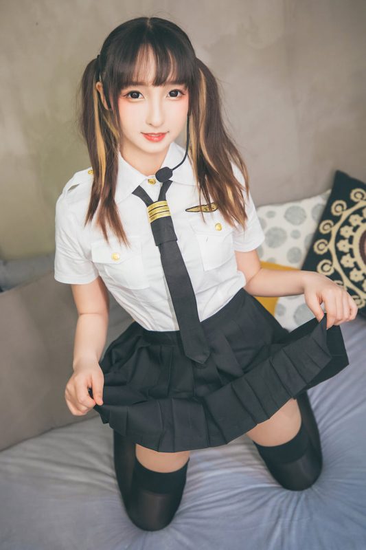 Coser@神楽坂真冬 Vol.081 绝对企画-黑丝皮衣 お帰りなさい、指揮官 Part3-六月图吧