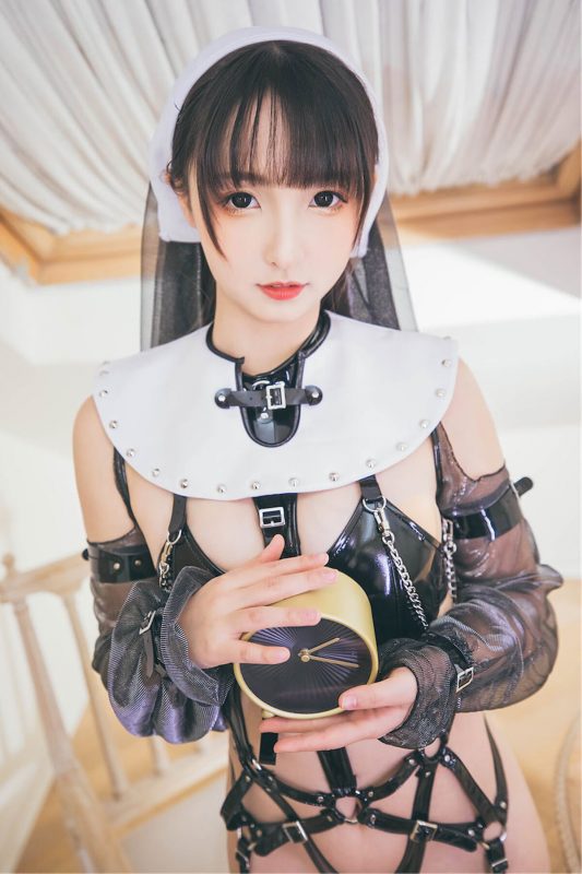 Coser@神楽坂真冬 Vol.080 绝对企画-苦行修女 許しの日 Part3-六月图吧
