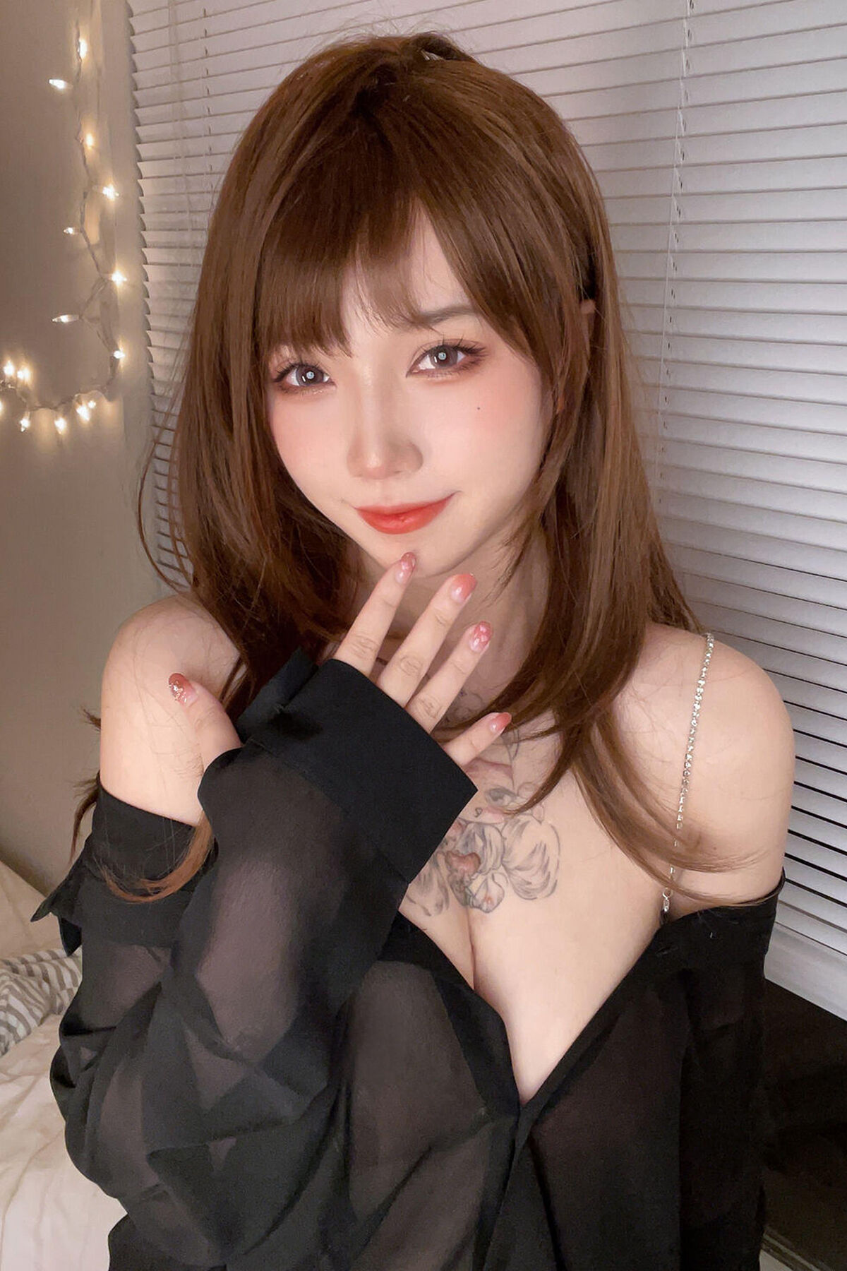 Coser@狐洛洛子 – 居家女友-六月图吧