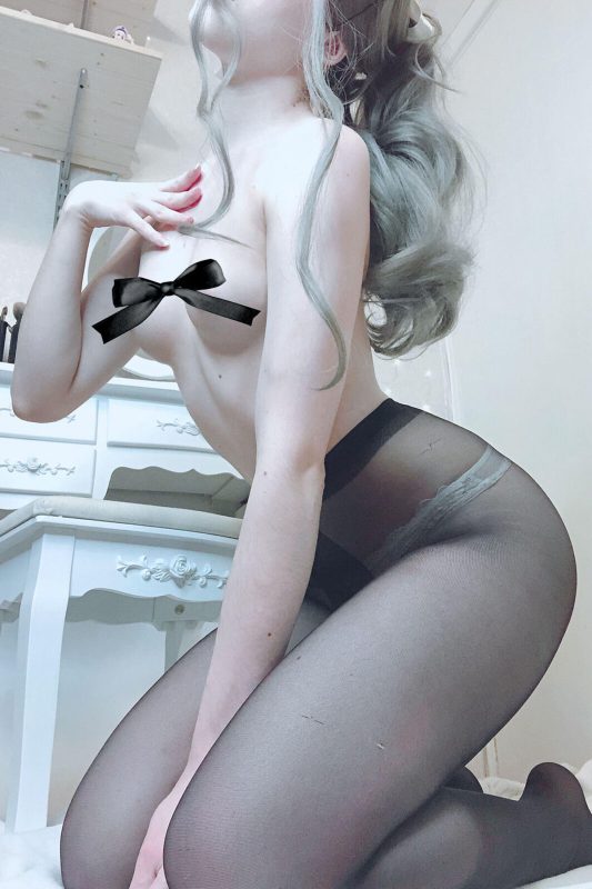 Coser@Candy_Ball – Implied Nude with Stockings-六月图吧