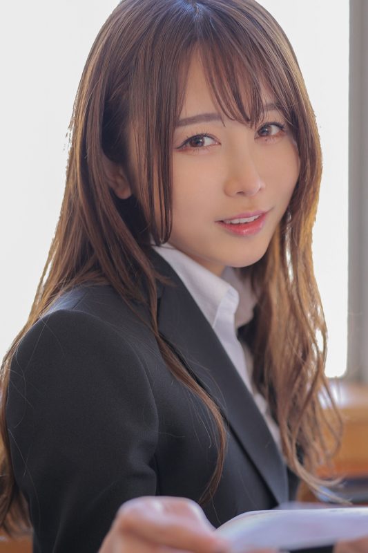 Coser@いくみ 193iKkyu3 – いくみ先輩とまさかの相部屋宿泊 Part4-六月图吧