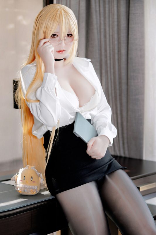 Coser@半半子 – 怨仇 办公室的意外-六月图吧