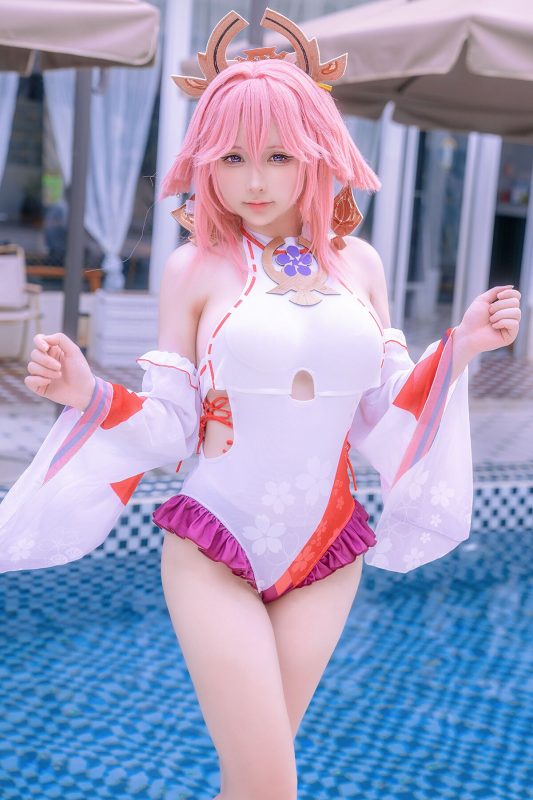 Coser@樱梨梨Eriri – 八重神子泳装-六月图吧