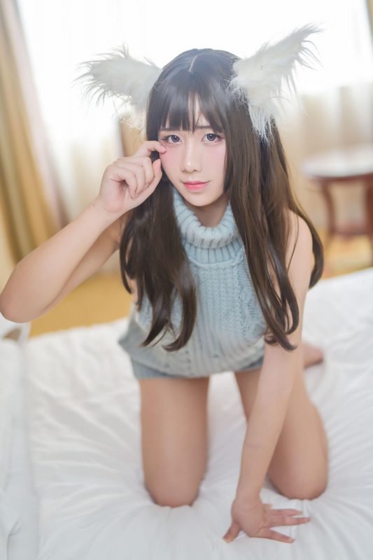 Coser@九曲Jean – 露背毛衣-六月图吧