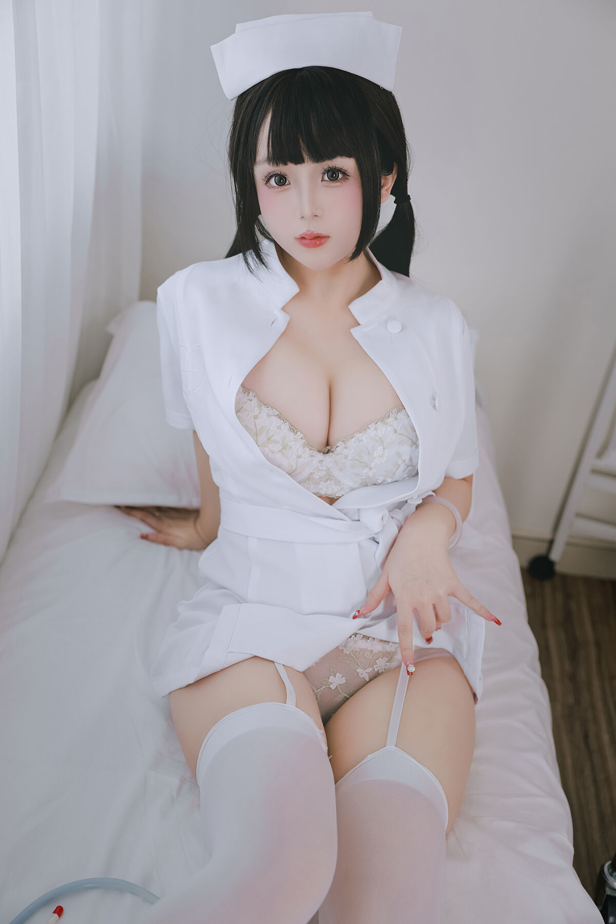 Coser@日奈娇 – 诊所护士 Part2-六月图吧