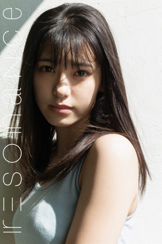 Photobook Akana Ikeda 池田朱那 – Resonance-六月图吧