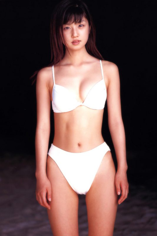 Photobook Yuko Ogura 小倉優子 – Photo And Story Book Ringo Momoka Hime-六月图吧