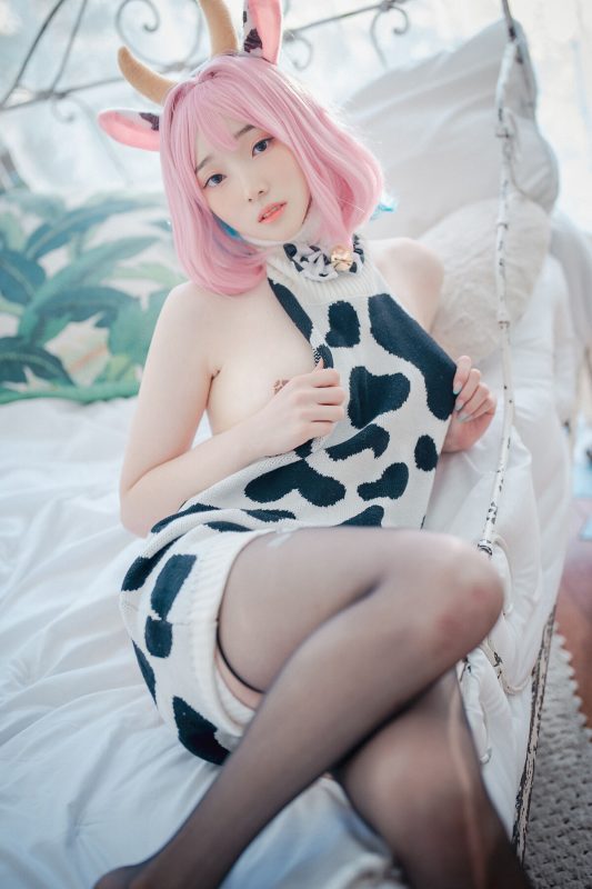 DJAWA Bambi 밤비 – Riamus Celebrating The Year Of The Cow-六月图吧