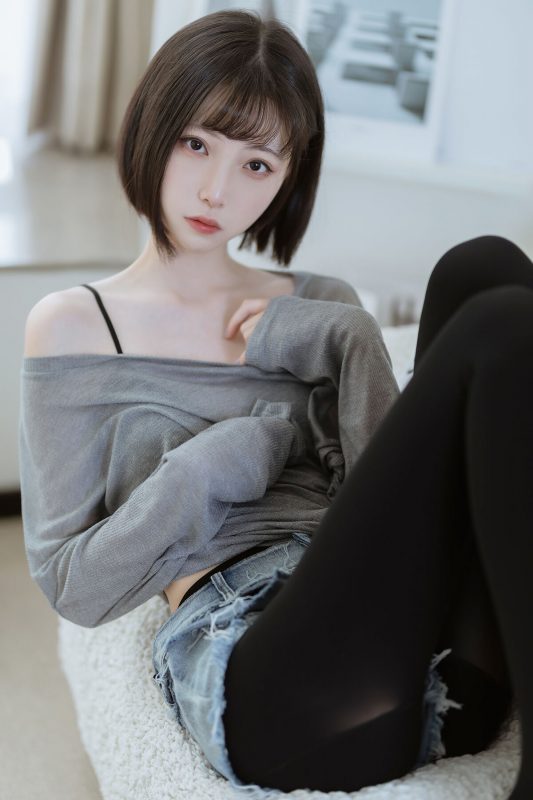 Coser@许岚lan – 半透毛衣-六月图吧