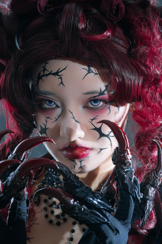 Coser@云溪溪 Yunx1x1 And 奶桃桃 – 似我 菲尔·尤洛安-六月图吧