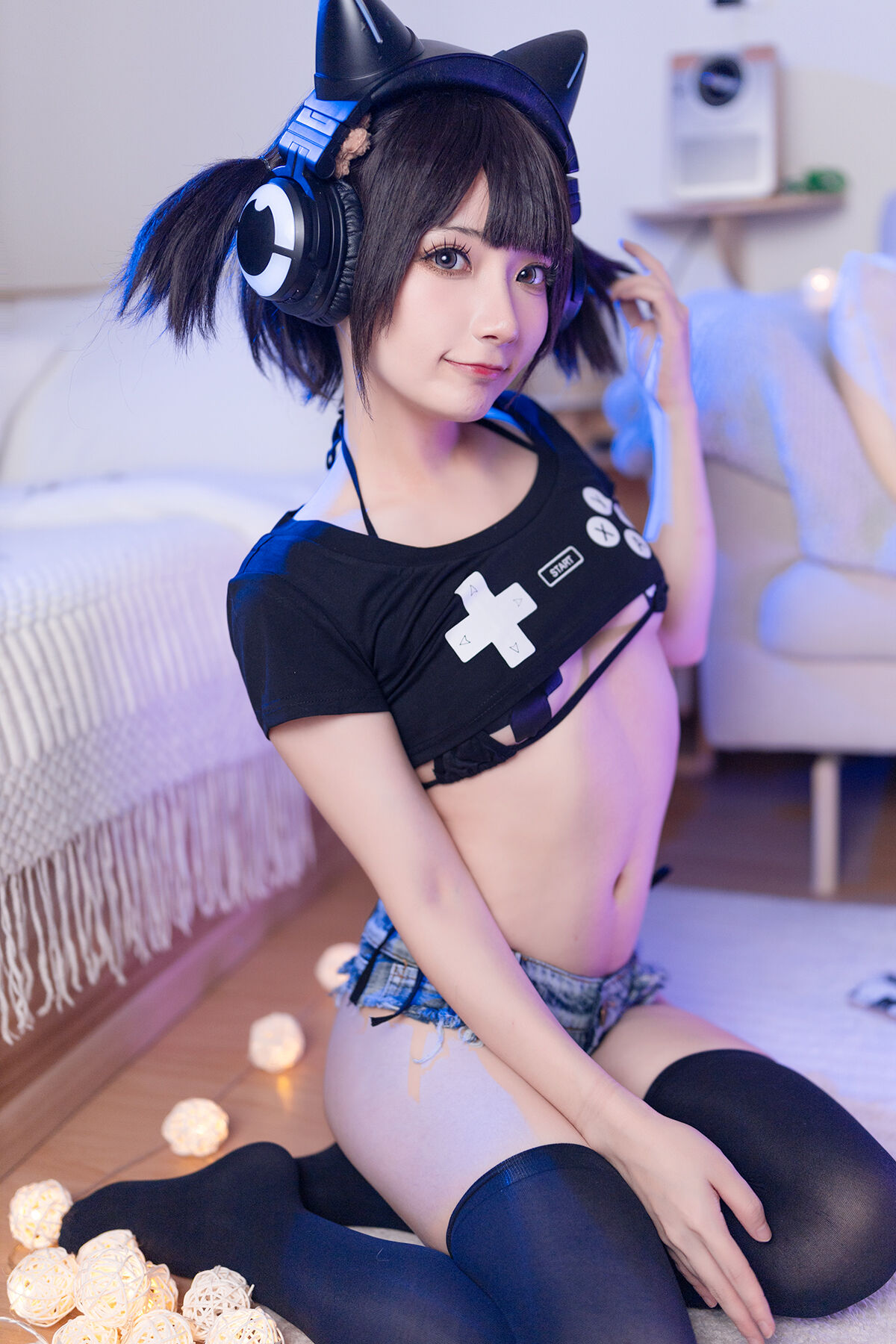 Coser@是三不是世w – 偷玩游戏机的少女-六月图吧