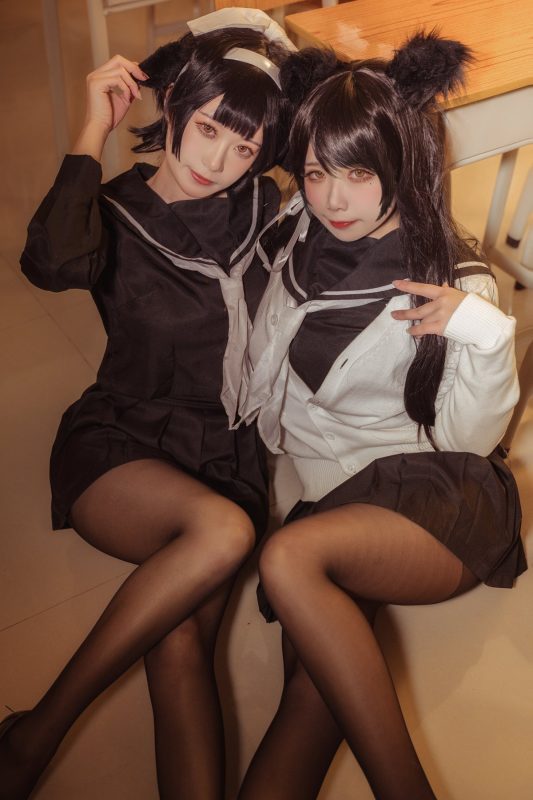 Coser@贞子蜜桃 – 碧蓝航线 爱宕高雄制服-六月图吧