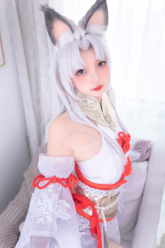 Coser@神楽坂真冬 Vol.105 白丝胡桃-六月图吧