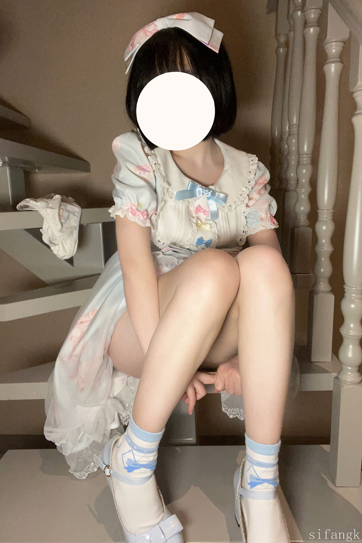 Coser@猫屋少女 – 小兔叽-六月图吧