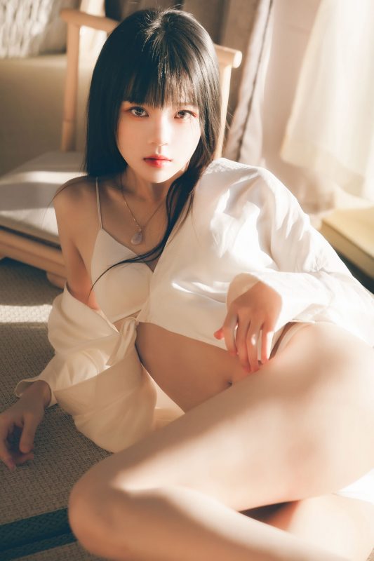 Coser@桜桃喵 – 融雪2-六月图吧