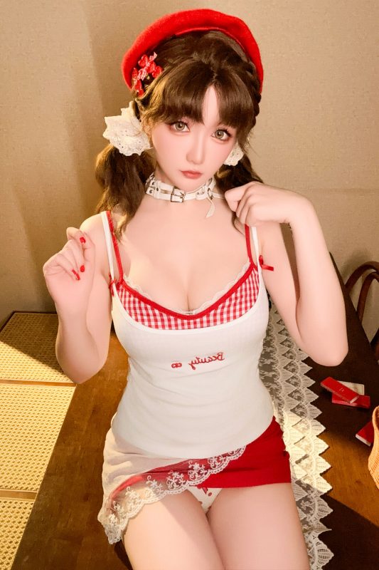 Coser@星之迟迟Hoshilily – 2024年07月计划D 卖火柴的小红帽 打工篇 And 爱宠篇 Part1-六月图吧