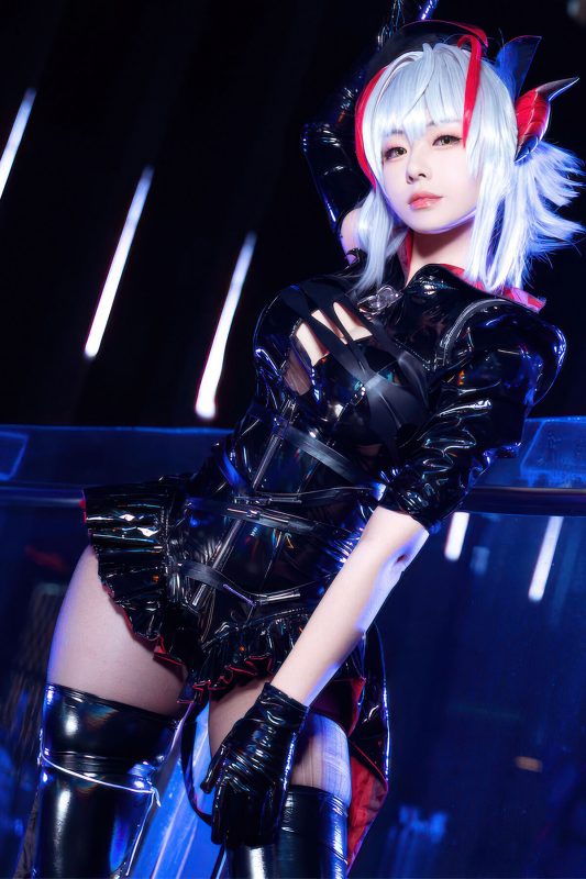 Coser@虎森森 – 明日方舟 W 怪盗 (31P)-六月图吧